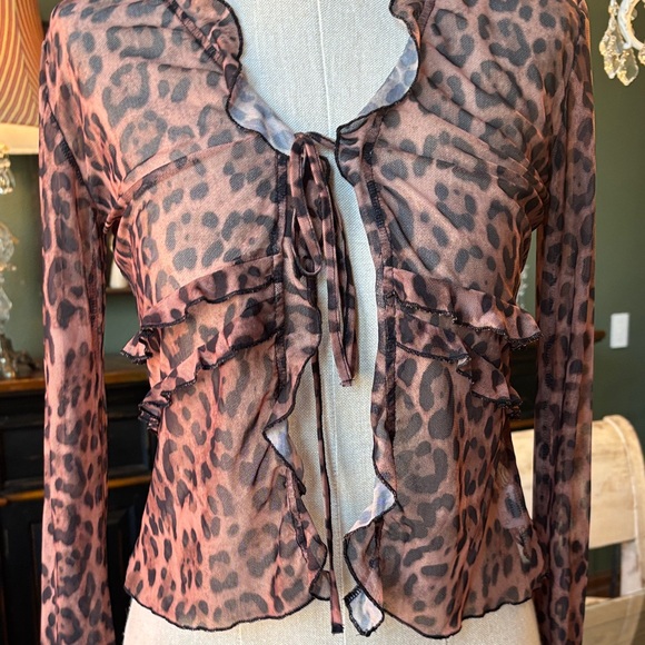 Leopard Print Ruffle Sheer Top - Picture 2 of 6